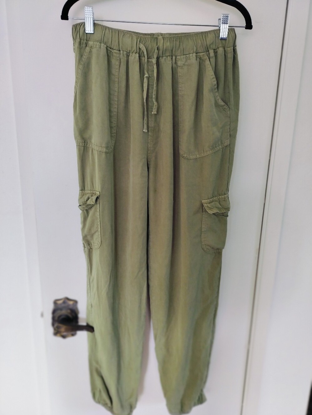 Love Tree Olive Green Cargo Jogger Pants 100% Tencel Lyocell Size L